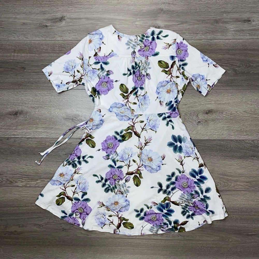 NWOT ASOS Faux Wrap Floral Dress Size 8 White Pruple - Picture 8 of 11